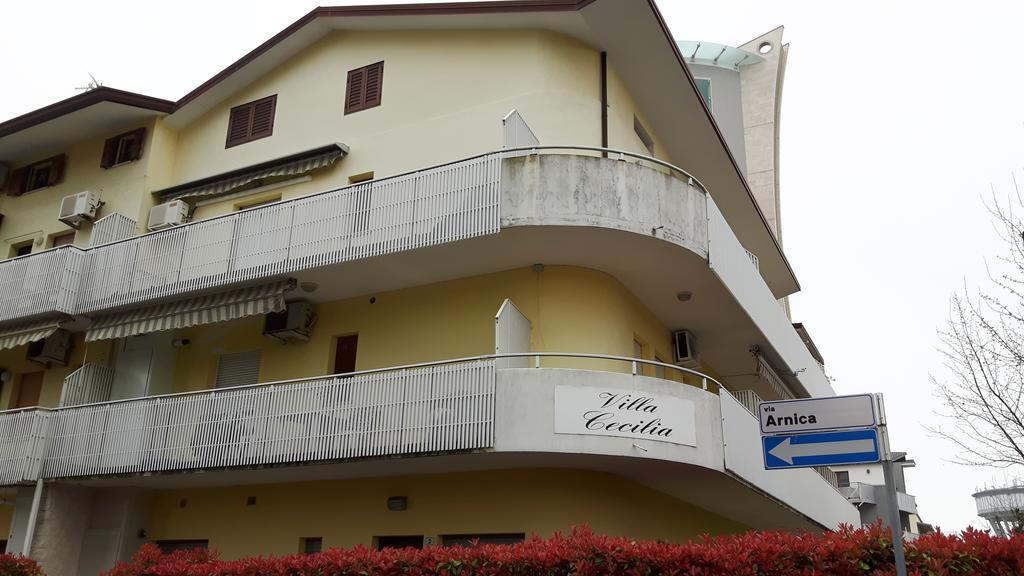 Arnica Apartment Lignano Sabbiadoro Extérieur photo
